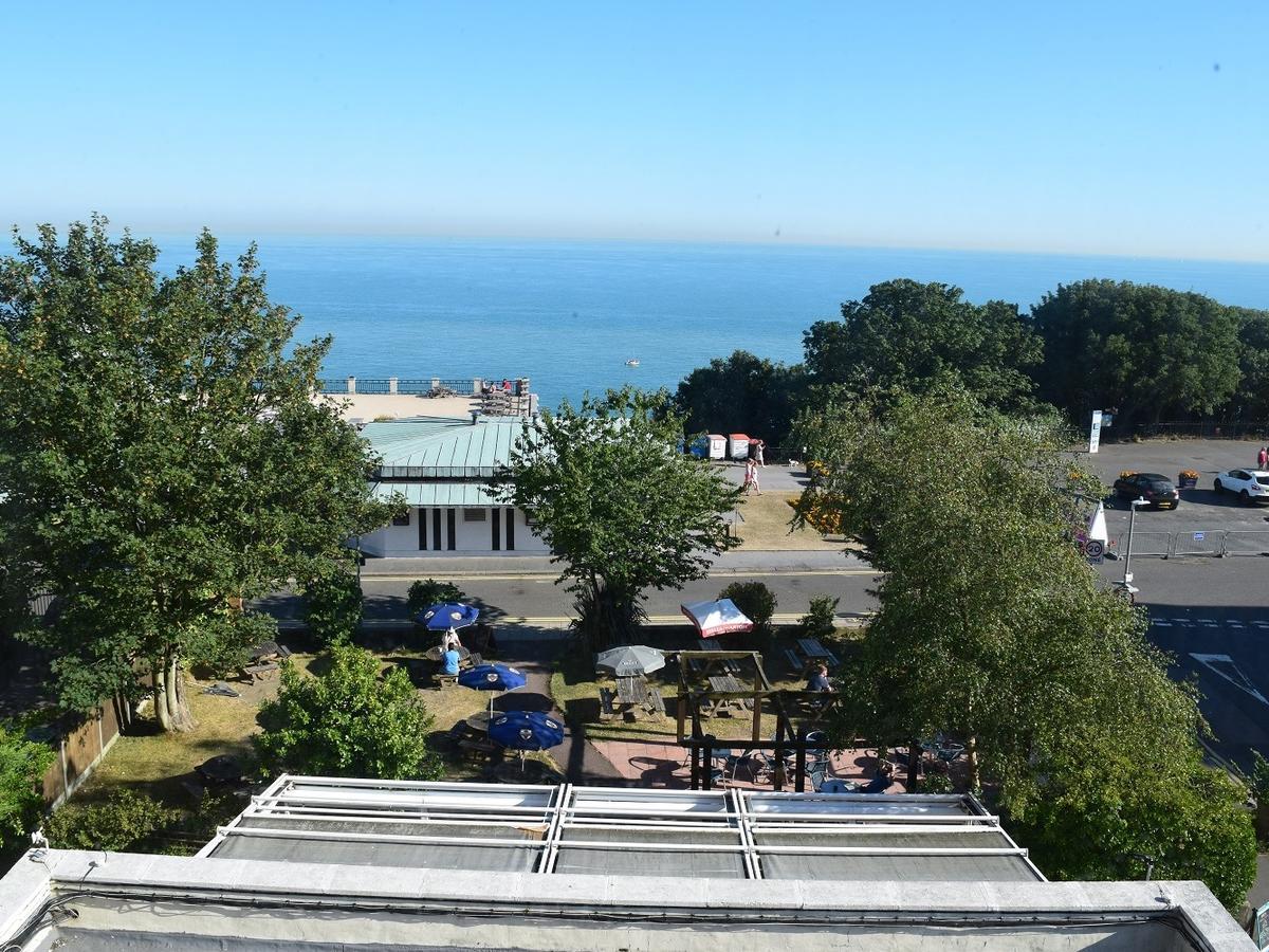 The Portland Hotel Folkestone Exterior photo